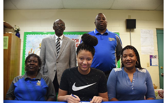 Jefferson County basketball duo signs to Hinds Community College ...