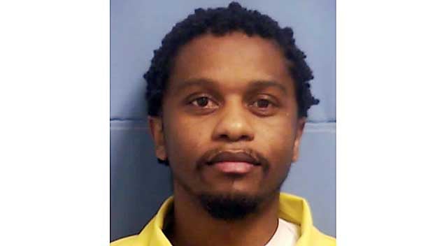 Escaped Mississippi murderer still on the run. Have you seen him ...