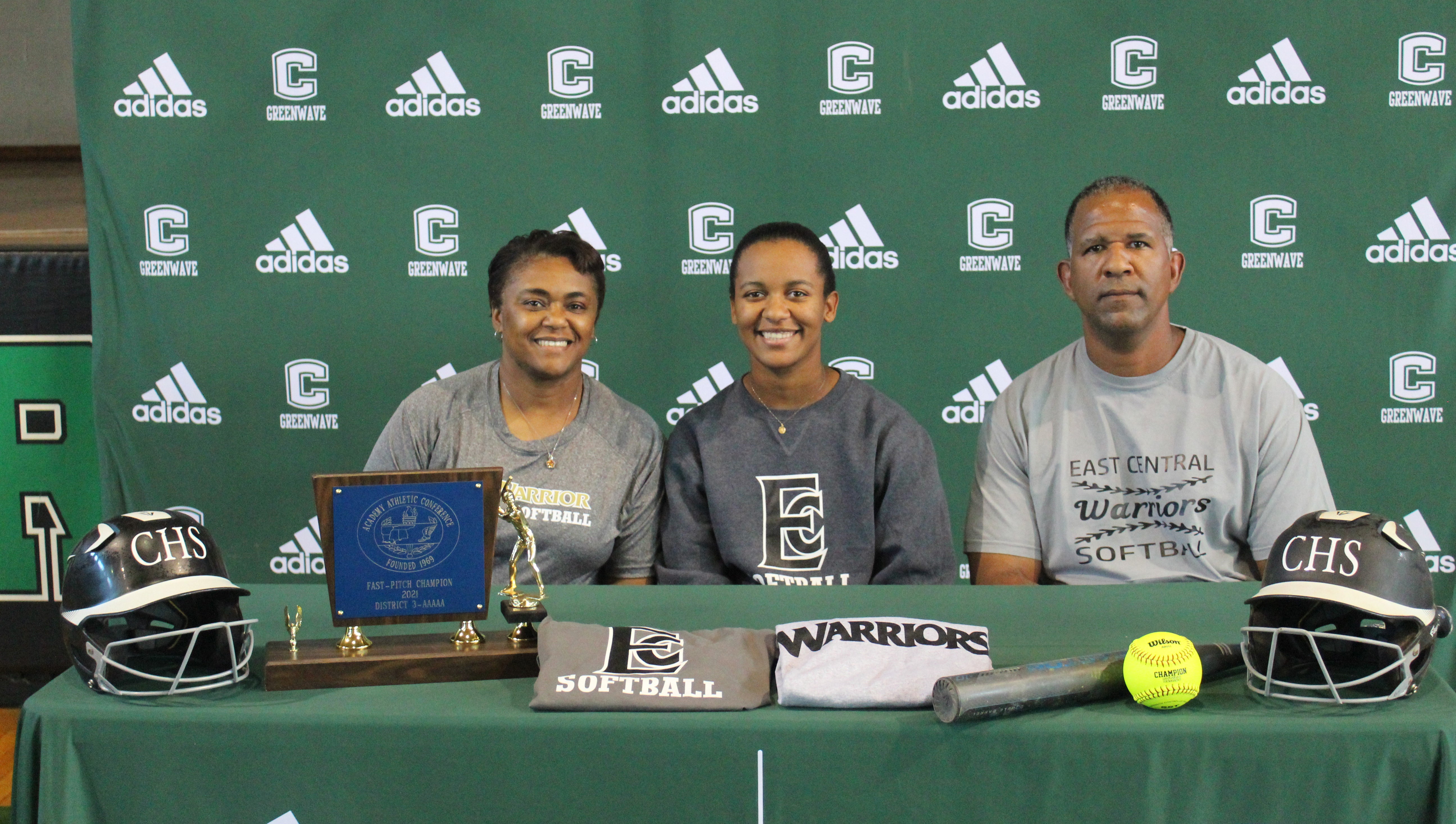 Dunbar signs to play softball at East Central Community College ...