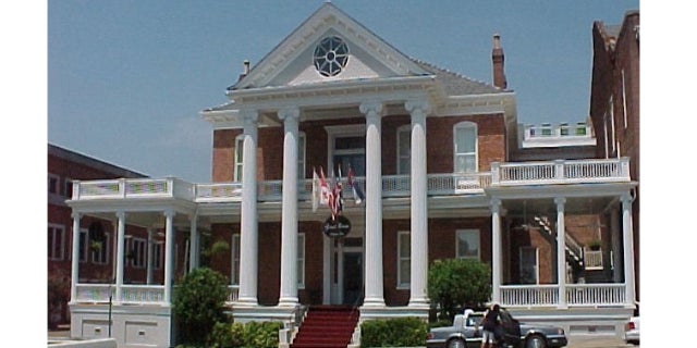 Historic Natchez Foundation 50th anniversary: The Guest House ...